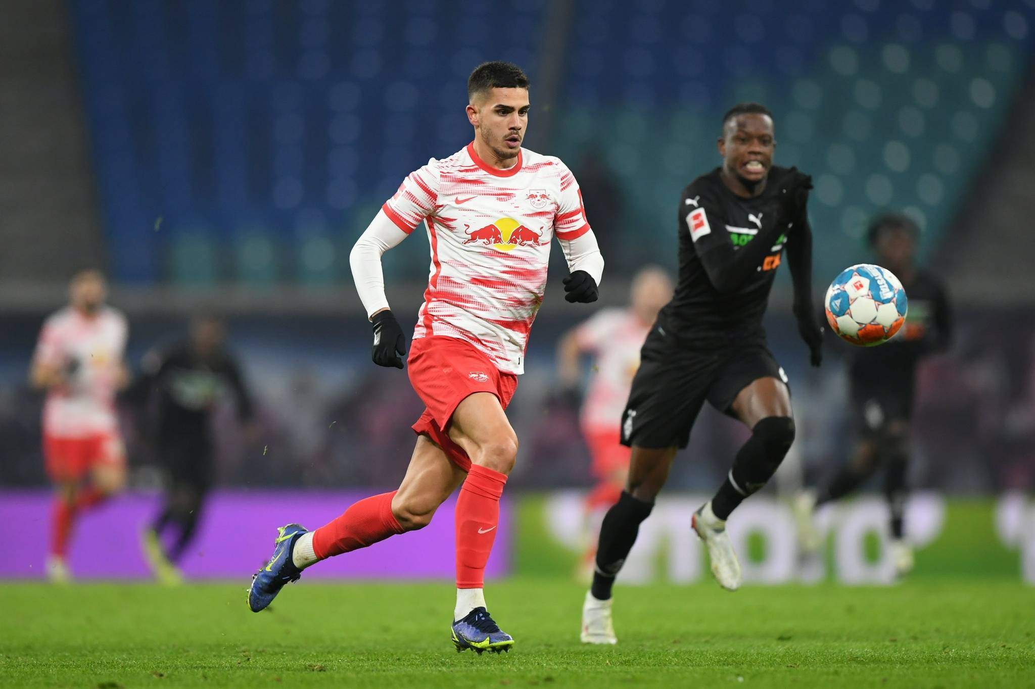 电竞竞猜-关于赛后德甲焦点战，尼斯临场应变，更衣室稳定，年轻球员得到机会的信息